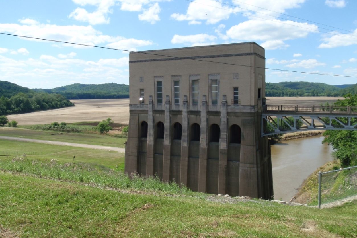 Mohawk dam